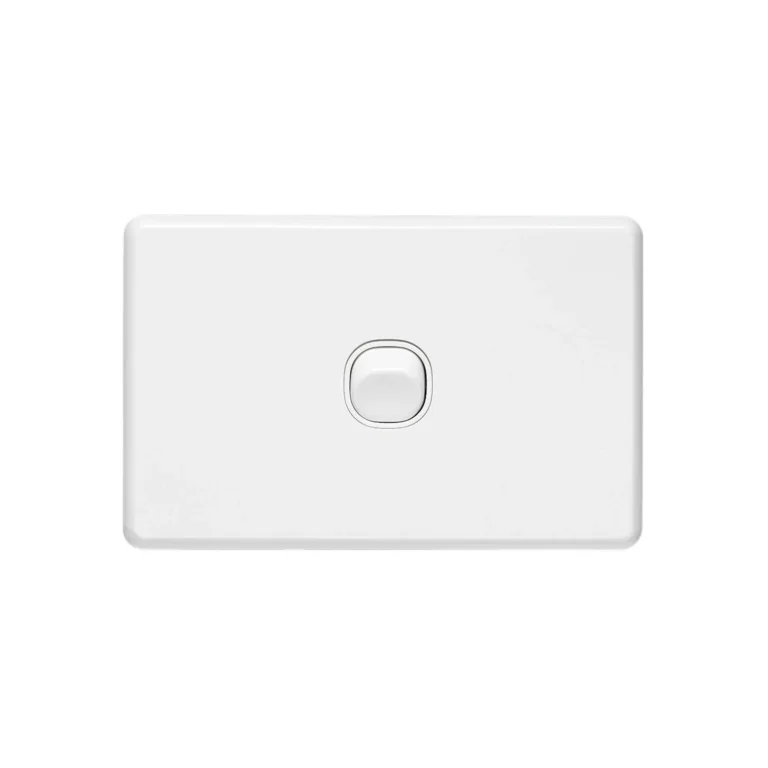 Single 1 Gang Light Switch Classic Horizontal - image 1